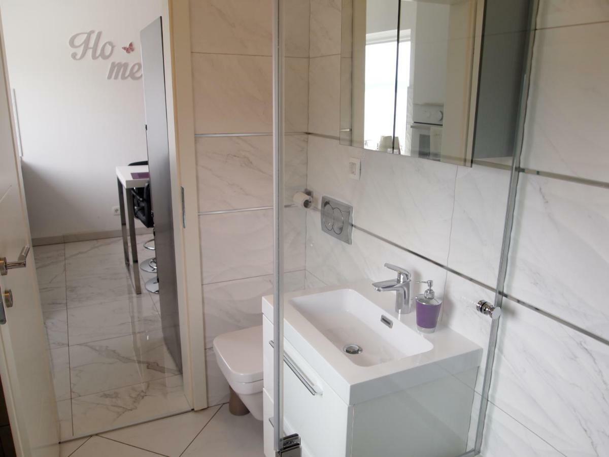 Panoramic View Apartments Crikvenica Ev Station Available Luaran gambar