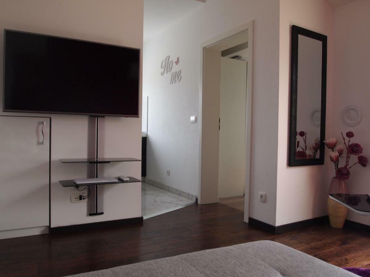 Panoramic View Apartments Crikvenica Ev Station Available Luaran gambar