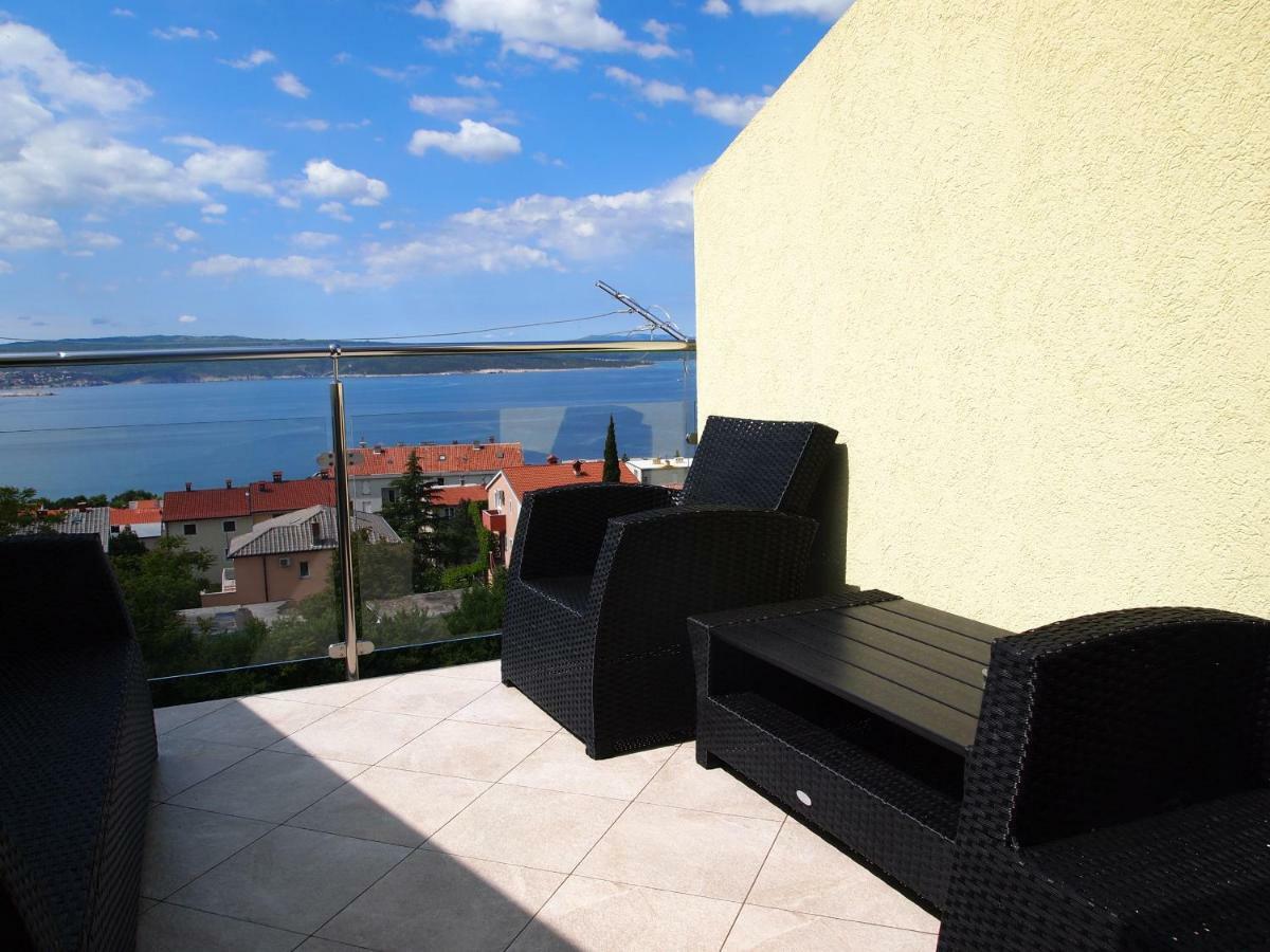 Panoramic View Apartments Crikvenica Ev Station Available Luaran gambar